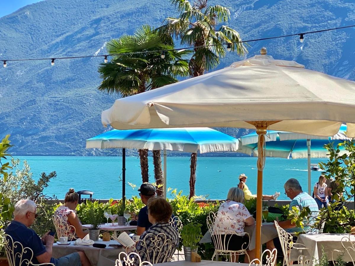 Albergo Bellavista Limone sul Garda Exteriör bild