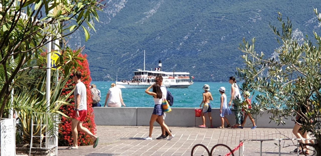 Albergo Bellavista Limone sul Garda Exteriör bild