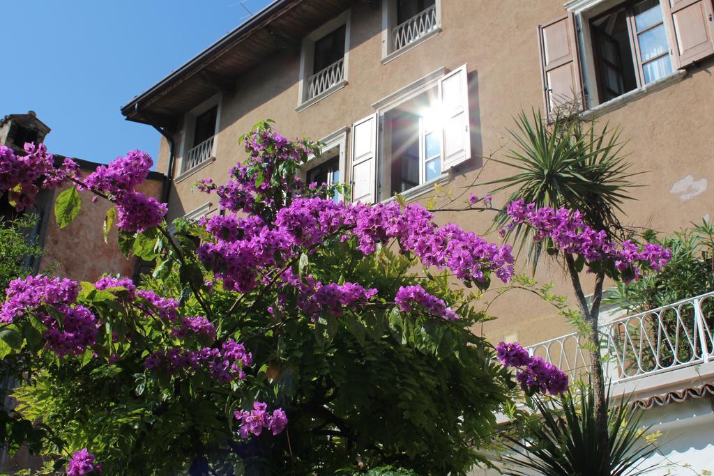 Albergo Bellavista Limone sul Garda Rum bild