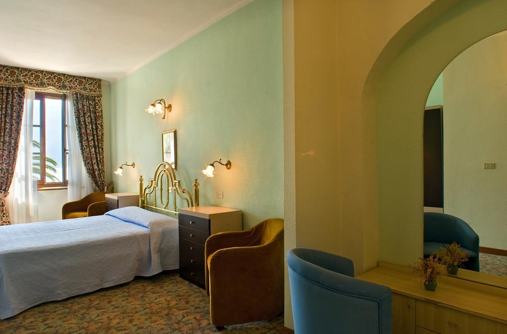 Albergo Bellavista Limone sul Garda Exteriör bild